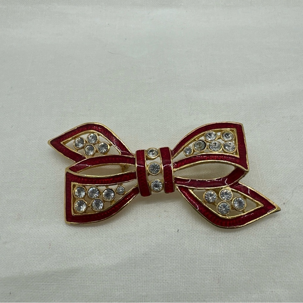 Elegant Red and Gold Tone Bow Brooch